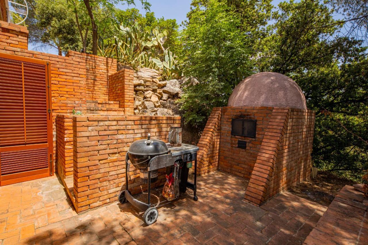Casa Mitra Villa เชฟาลู ภายนอก รูปภาพ