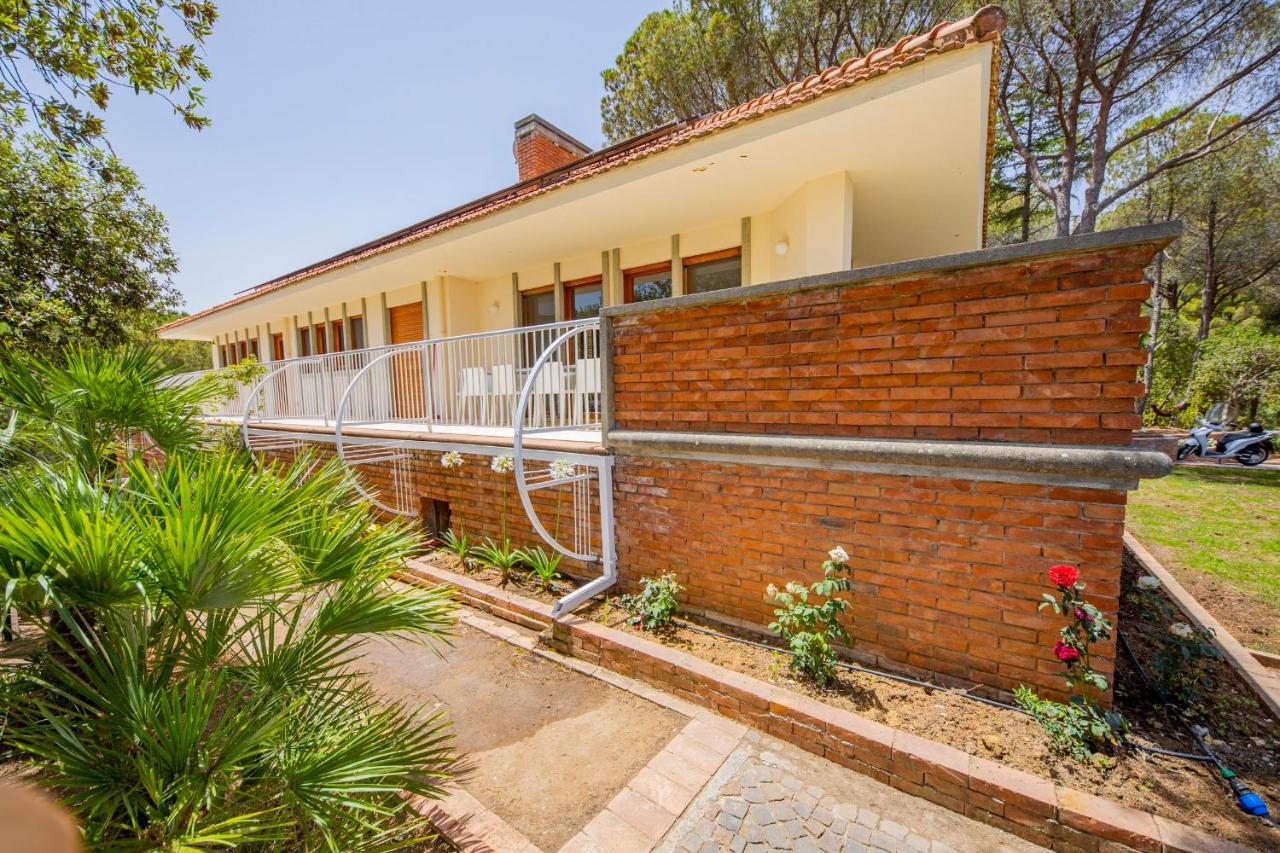 Casa Mitra Villa เชฟาลู ภายนอก รูปภาพ