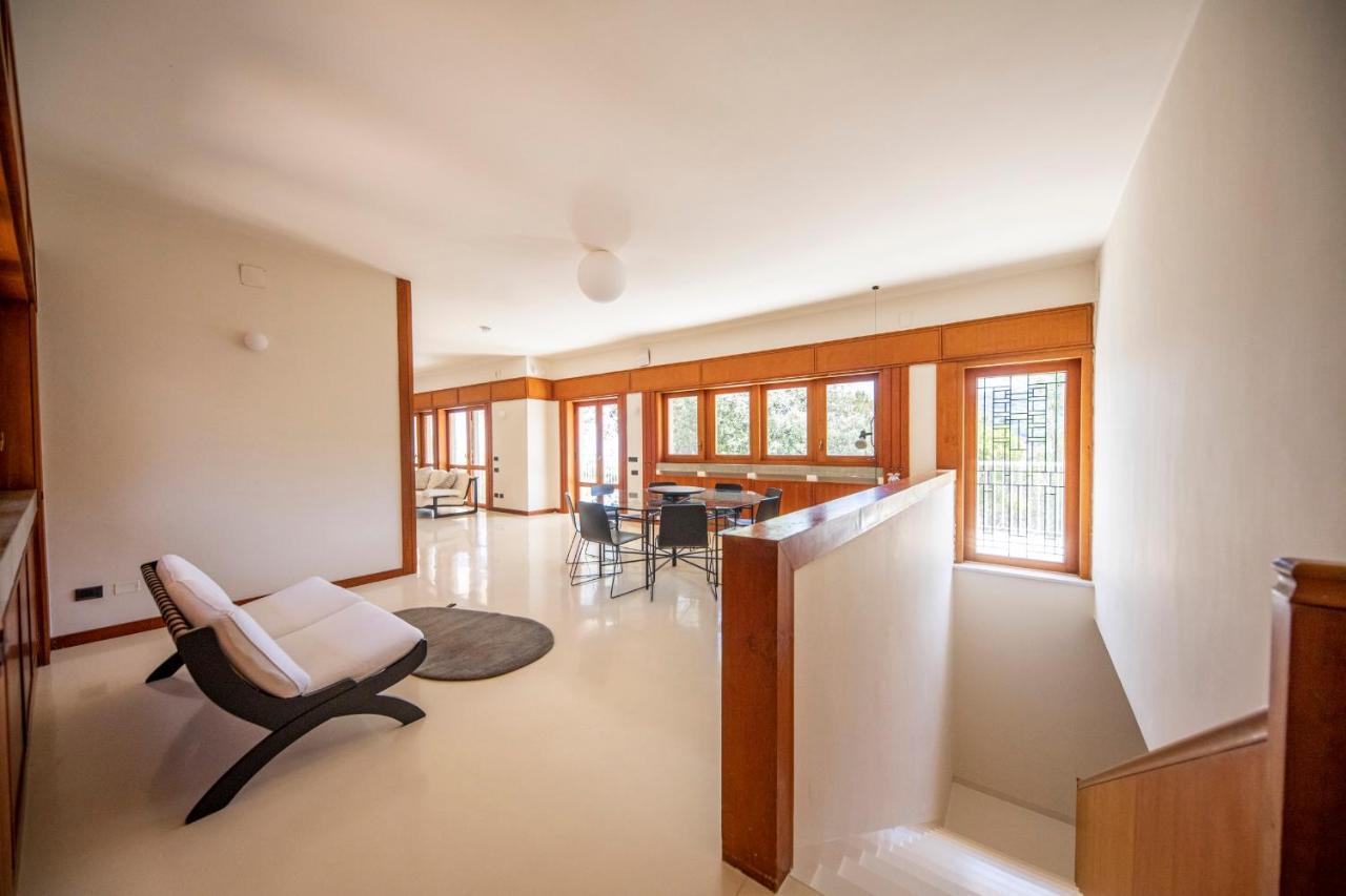 Casa Mitra Villa เชฟาลู ภายนอก รูปภาพ
