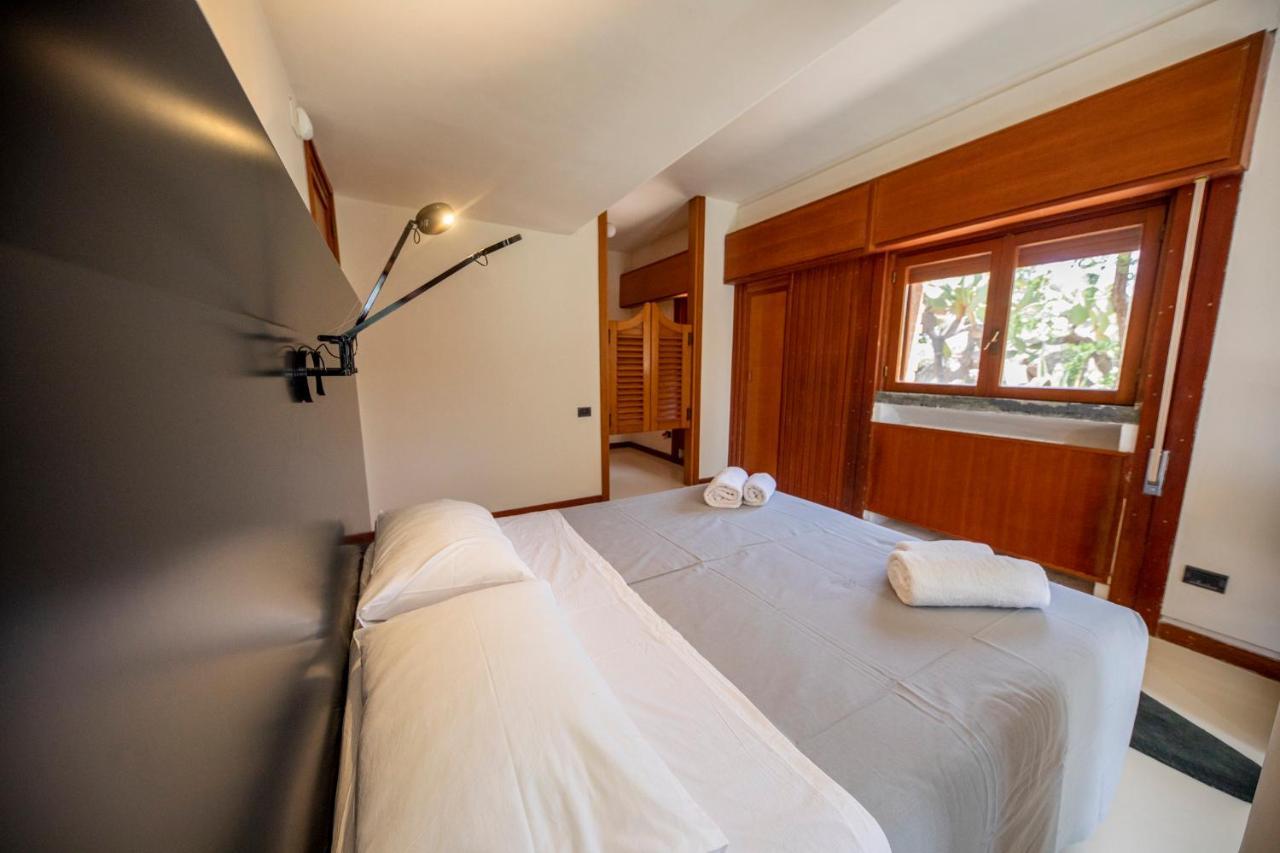 Casa Mitra Villa เชฟาลู ภายนอก รูปภาพ